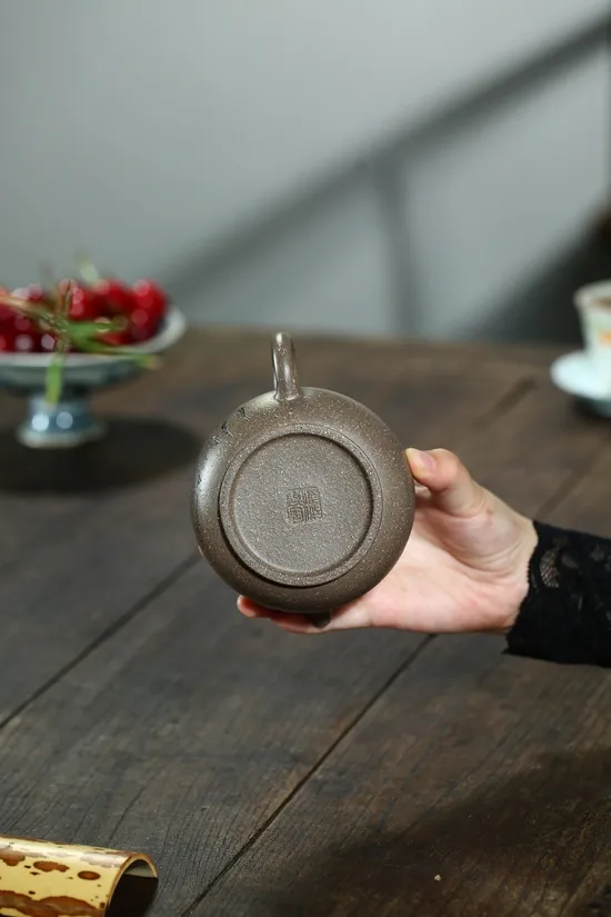 Premium Yixing Teapot | Artisan Crafted Zisha Clay Pot | Buy Now 1
