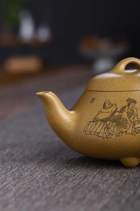 Yixing Clay Teapot Handcrafted Zisha Artisan Teapot Collection 3