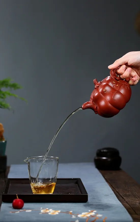 Premium Handcrafted Yixing Clay Teapot | Artisan Pumpkin Design 3