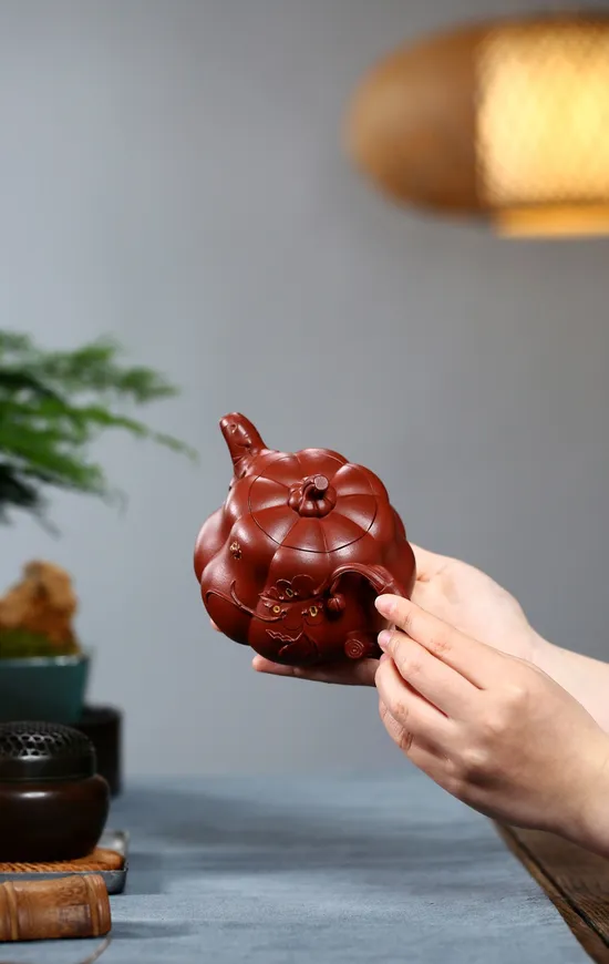 Premium Handcrafted Yixing Clay Teapot | Artisan Pumpkin Design 5