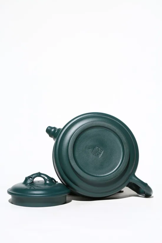 Authentic Yixing Zisha Teapot - Master-Crafted Bamboo Design 8