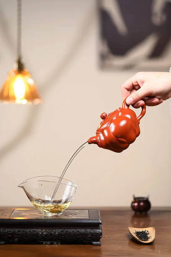 Premium Yixing Clay Teapot | Handcrafted Lotus Artisan Teapot 5
