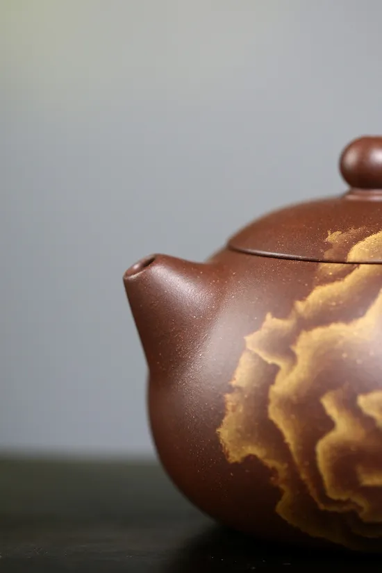 Zisha Teapots: Prosperity Twisted Clay Xishi | 3000 CNY 3