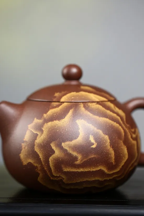Zisha Teapots: Prosperity Twisted Clay Xishi | 3000 CNY 9