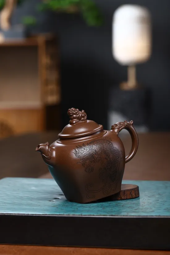 Zisha Teapots: 2 | 100 CNY | 300cc capacity | Cultural Revolution clay 1