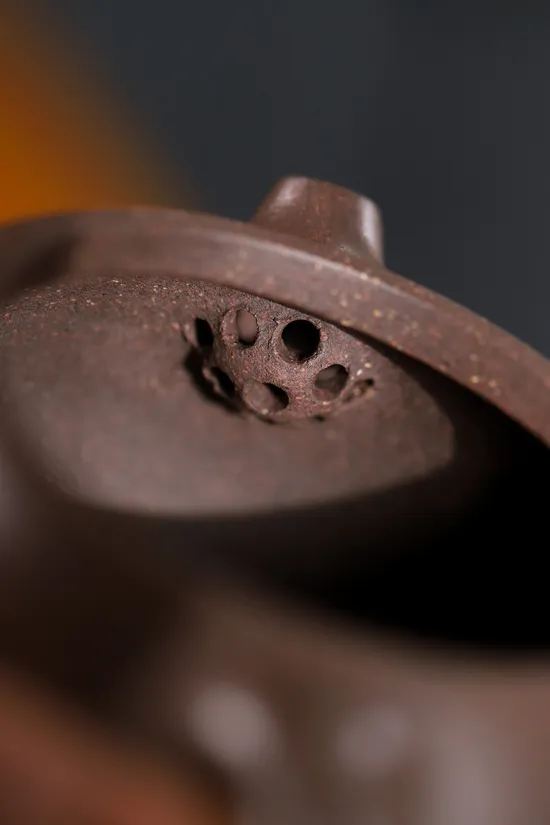 Premium Yixing Zisha Clay Teapot – New Year Exclusive 2