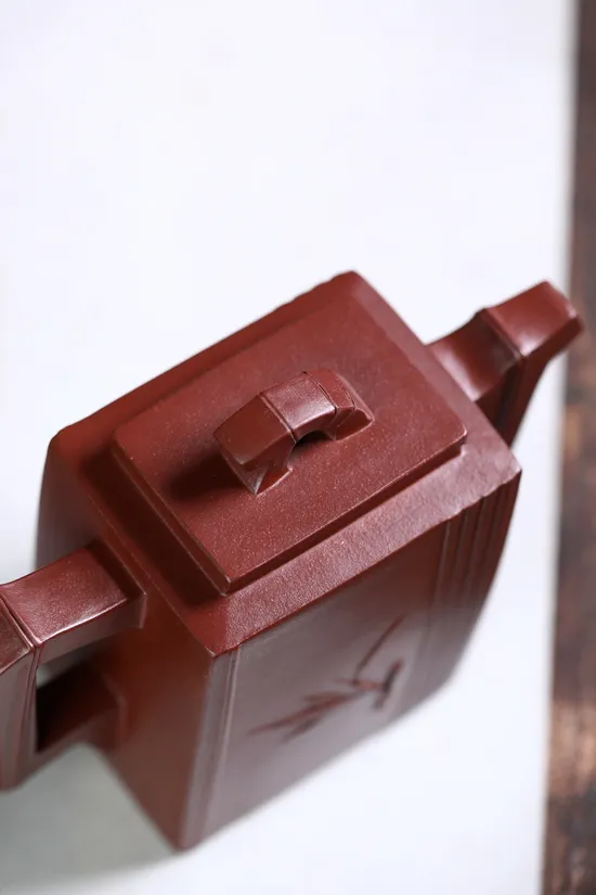 Exclusive Yixing Zisha Teapot | Handcrafted Collector’s Artistry 1