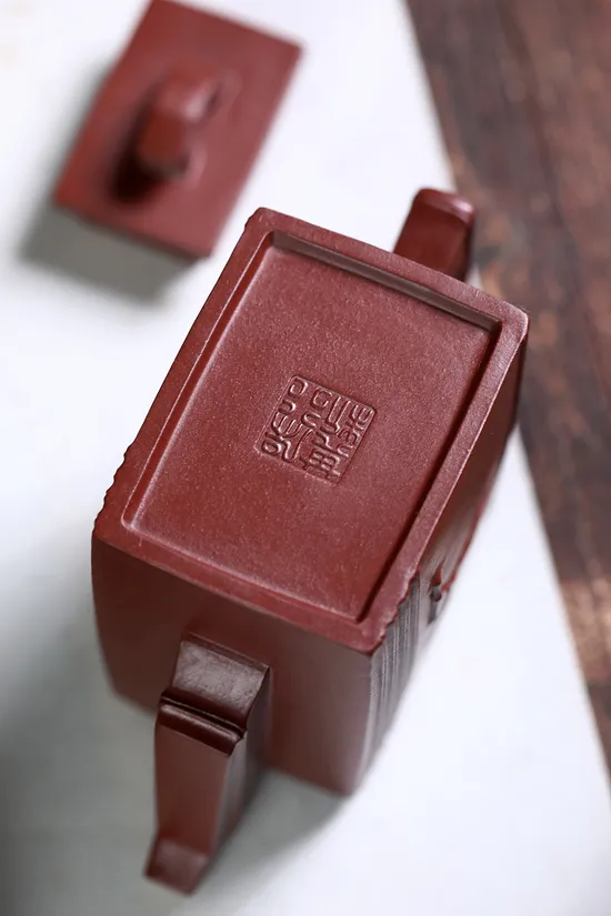 Exclusive Yixing Zisha Teapot | Handcrafted Collector’s Artistry 2