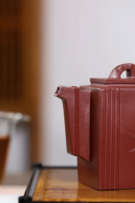 Exclusive Yixing Zisha Teapot | Handcrafted Collector’s Artistry 4