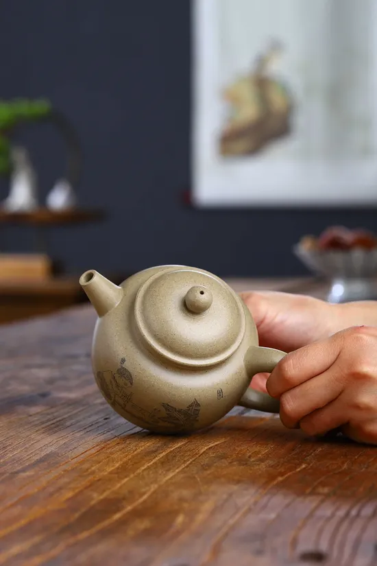 Premium Yixing Zisha Clay Teapot: Authentic Handcrafted Artisan Design 2