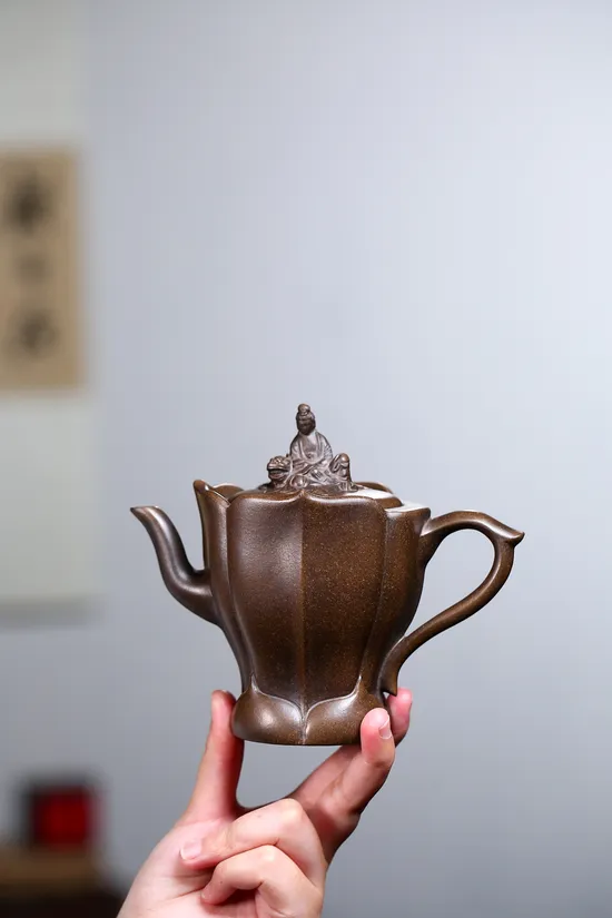 Premium Yixing Clay Teapot | Artisan Crafted, Lotus Design 7